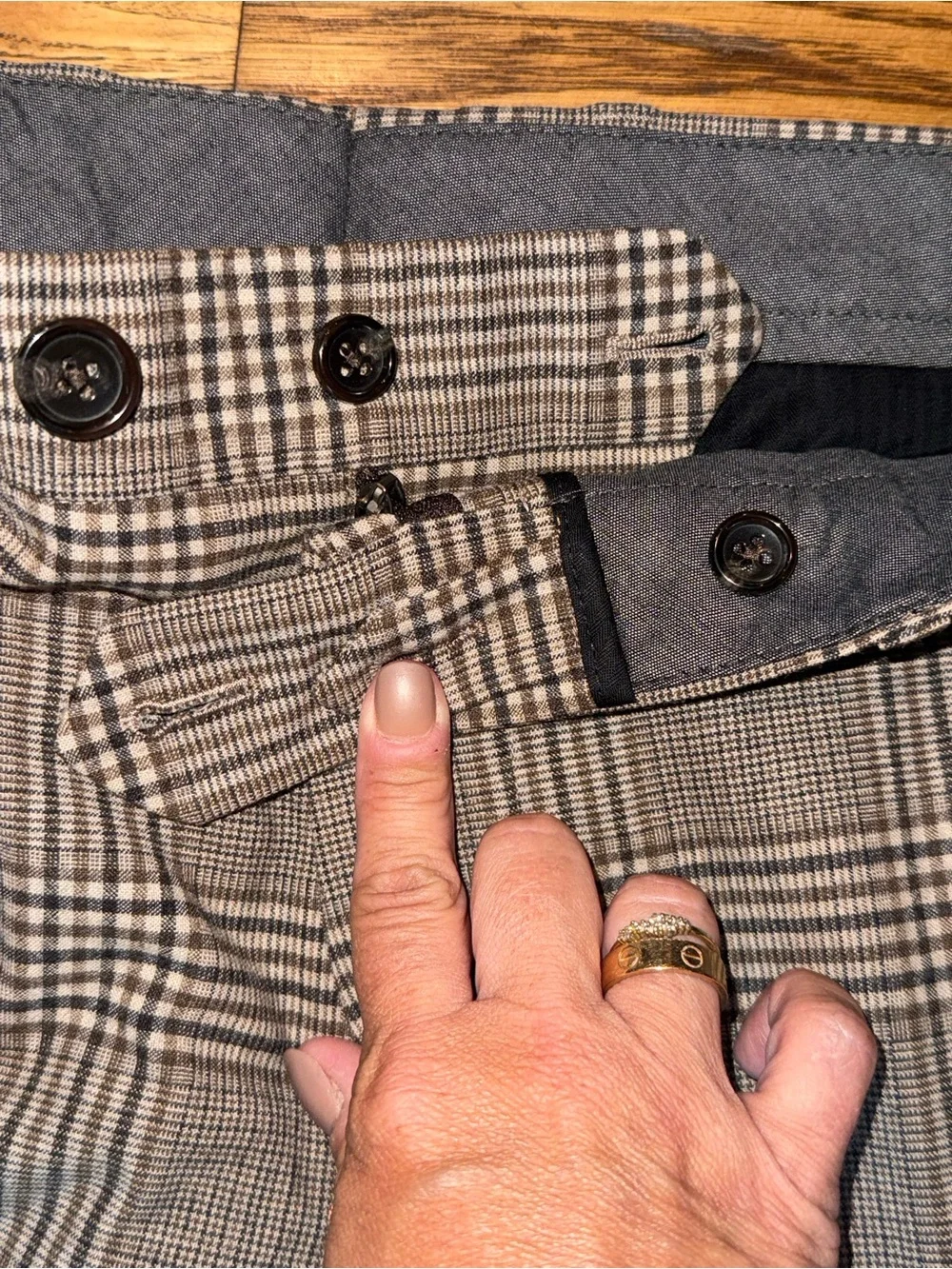 Todd Snyder. Italian Wool Sutton Trouser w/Stretch. Brown Glen Plaid. 38.